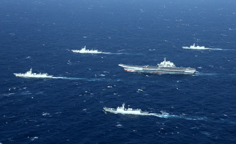 Hạm đội tàu sân bay Liêu Ninh của Trung Quốc.
