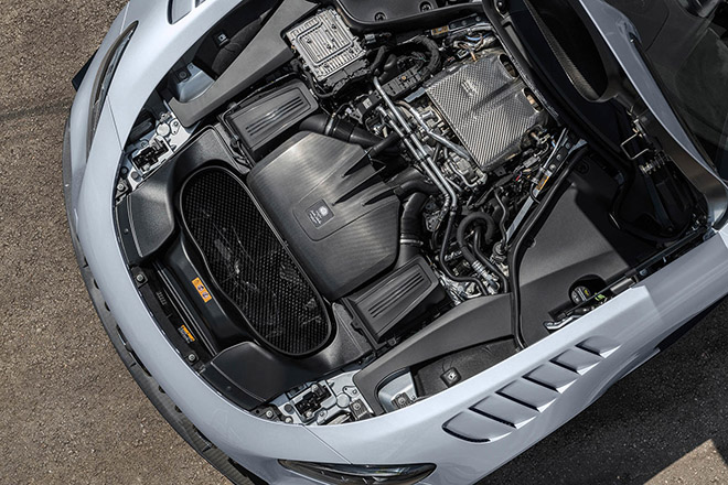 Mercedes-AMG GT Black Series - mẫu xe thương mại có động cơ "khủng nhất" - 2