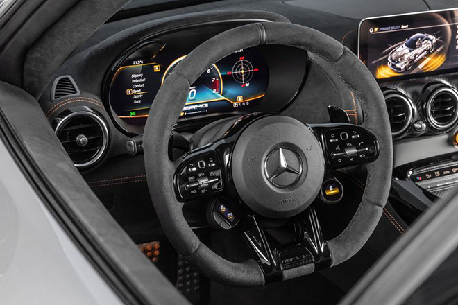 Mercedes-AMG GT Black Series - mẫu xe thương mại có động cơ "khủng nhất" - 12