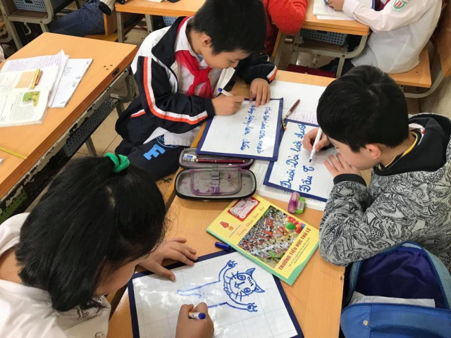 Giáo dục - du học - Tiết học tập làm văn siêu 'cute' của cô trò lớp 4