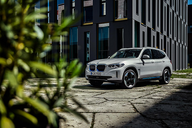 Xe điện BMW iX3 sẵn sàng ra mắt và đến tay khách hàng - 2