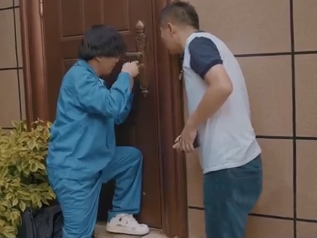 Video Clip Cười - Cứ phải có áp lực mới làm tốt được công việc