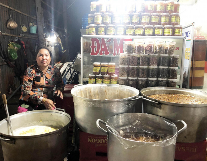 Thứ nước đen đen nhưng ngon và lạ, chua ngọt, thanh thanh "nức lòng" du khách khi tới Nam Du - 2