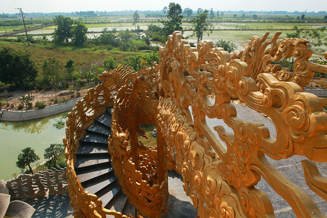 Ngôi chùa "dát vàng" có cả trăm con rồng, phượng uốn lượn ở Hưng Yên - 10