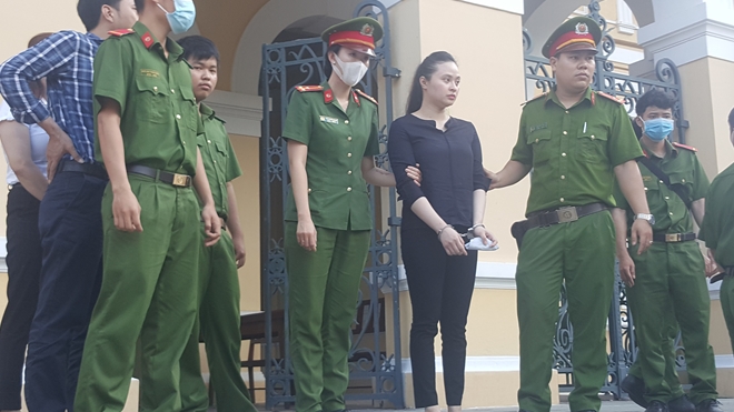 Ngọc "miu" sau phiên xử chiều 16/7