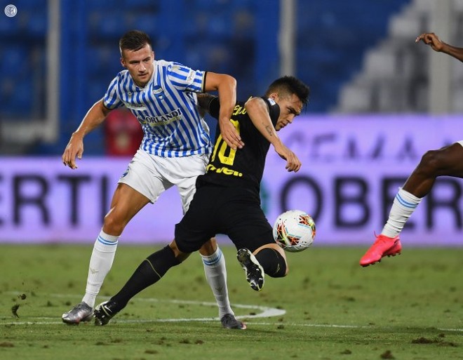 Video highlight trận SPAL - Inter Milan: 4 bàn hủy diệt, Sanchez "nổ súng" - 1