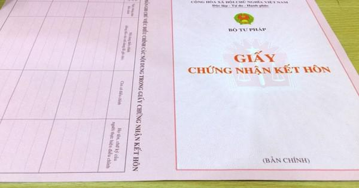 Tin tức trong ngày - Giấy xác nhận hôn nhân phải ghi tên người dự định đăng ký kết hôn, có hạn chế quyền công dân?
