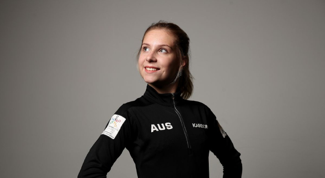 Alexandrovskaya từng 2 lần vô địch Australia, vô địch một số giải trẻ thế giới ở môn trượt băng nghệ thuật