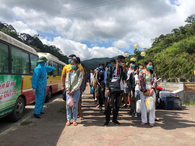 Số lượng sinh viên này sẽ được cách ly, giám sát theo đúng quy định.