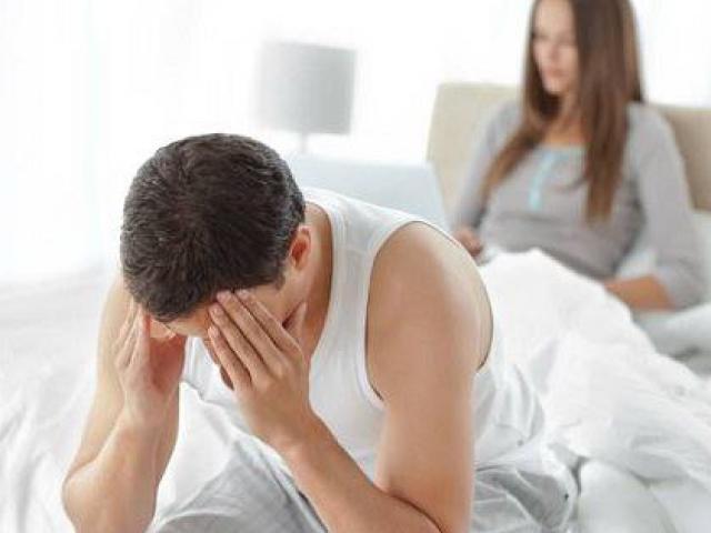 Sức khỏe đời sống - Phòng the "nguội ngắt" vì rối loạn cương dương, vợ phải làm ngay 4 điều này