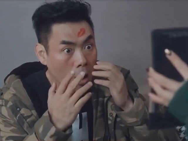 Video Clip Cười - Sau cơn say chàng trai tìm được tình yêu đích thực