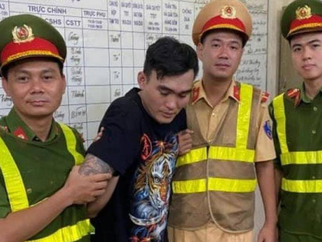 Pháp luật - Cảnh sát cùng người dân bắt nóng tên trộm cầm dao nhọn đột nhập nhà dân