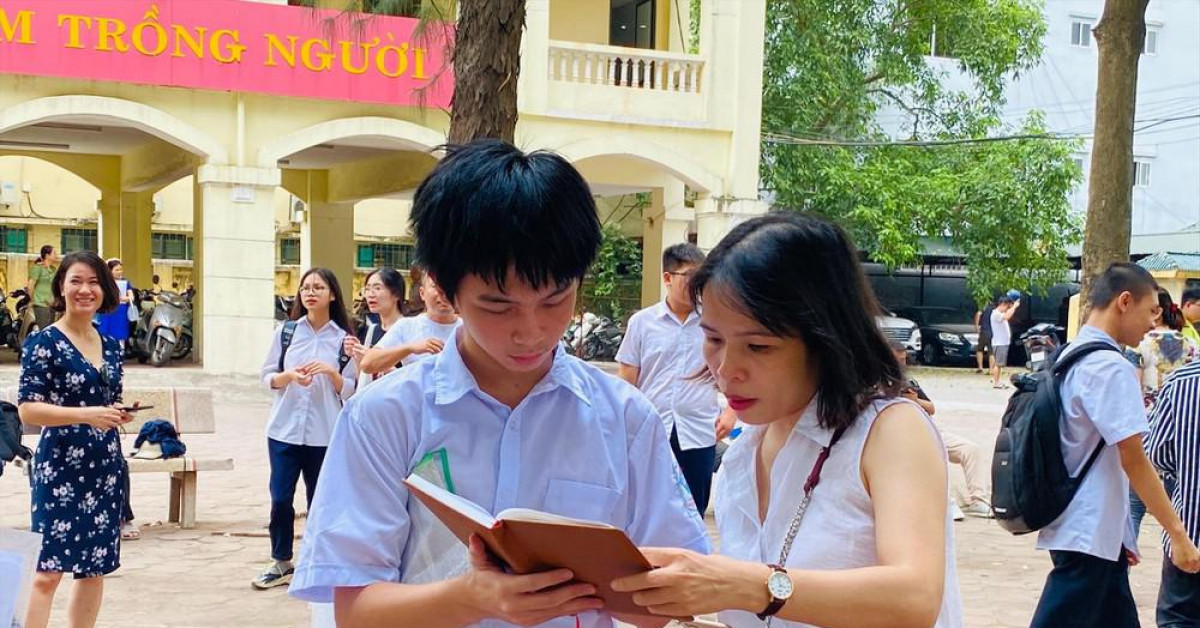 Giáo dục - du học - Tuyển sinh lớp 10: Thí sinh cân nhắc kỹ trước khi xác nhận nhập học