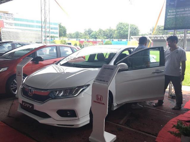 Tư vấn - Một số dòng ô tô giảm giá từ khoảng 20 đến 100 triệu đồng