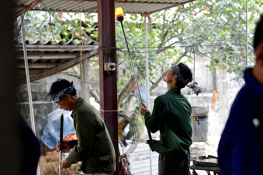 Nghề không dành cho phụ nữ, mưu sinh cạnh “lò bát quái” 1.500 độ C - 5