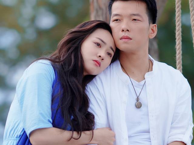 Phim - Nữ diễn viên "Đình mù sương" quyến rũ cỡ nào khiến trùm giang hồ muốn chiếm đoạt?