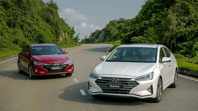 Đánh giá: Lăn bánh hơn 700 triệu đồng, có nên mua Hyundai Elantra? - 1