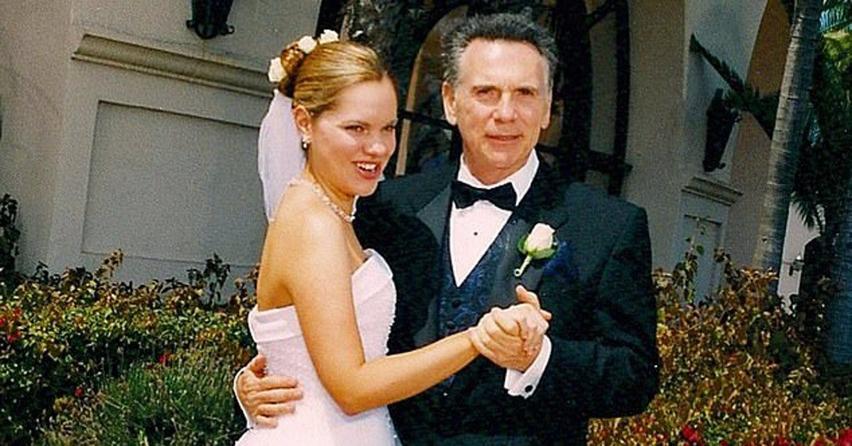 Bạn trẻ - Cuộc sống - Chú rể 76 tuổi cưới cô dâu 44 tuổi, sống chung 17 năm vẫn bị nhầm là bố con