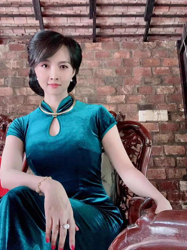 Lucy Như Thảo là diễn viên phim truyền hình quen thuộc với nhiều khán giả xem đài. Những ngày qua, cô gây ấn tượng với vai Năm Kinh trong bộ phim “Dâu bể đường trần”, phát sóng trên THVL1.
