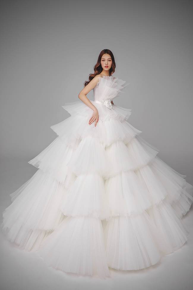 NTK Chung Thanh Phong sắp trình làng bộ sưu tập váy cưới “Dear My Princess” - 2