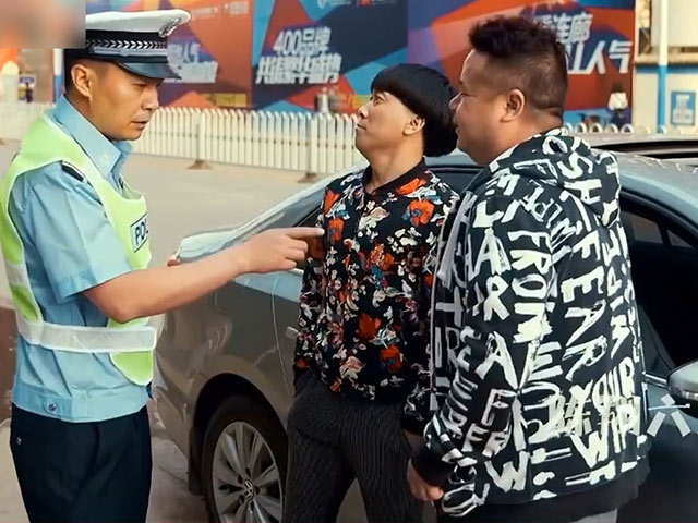 Video Clip Cười - Thông minh như anh thì ai cũng phải "khiếp vía"