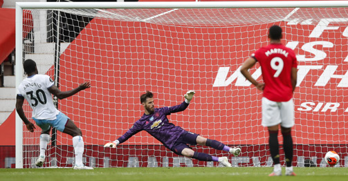 De Gea lại thủng lưới từ chấm 11m: Sững sờ khả năng bắt 11m cực kém