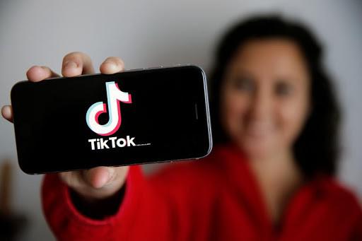 Các nhà đầu tư Mỹ cân nhắc mua TikTok - 1