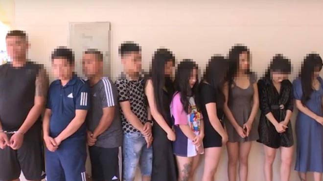 Các đối tượng bị lực lượng công an tạm giữ. Ảnh: Công an Bắc Ninh.