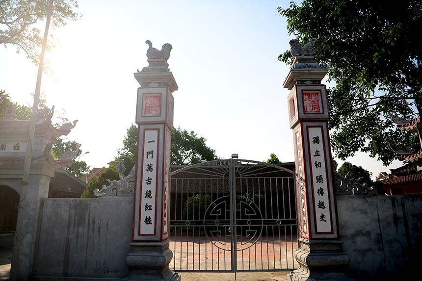 Đình làng Tức Mặc – nơi đang thờ thành hoàng làng Vương Thị Thục Côn công chúa.