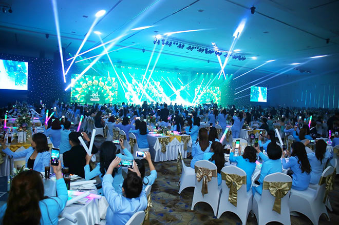 Hàng ngàn khách mời góp mặt tại sự kiện của Tập đoàn MQ Group