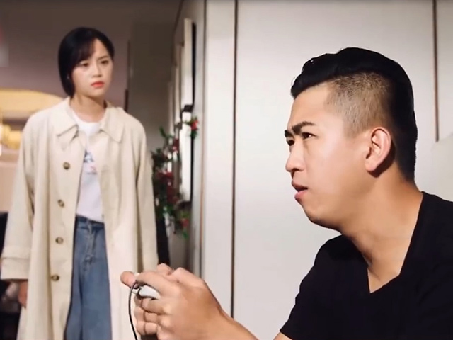 Video Clip Cười - Khi đã mê game thì có "đầu thai" cũng không hết