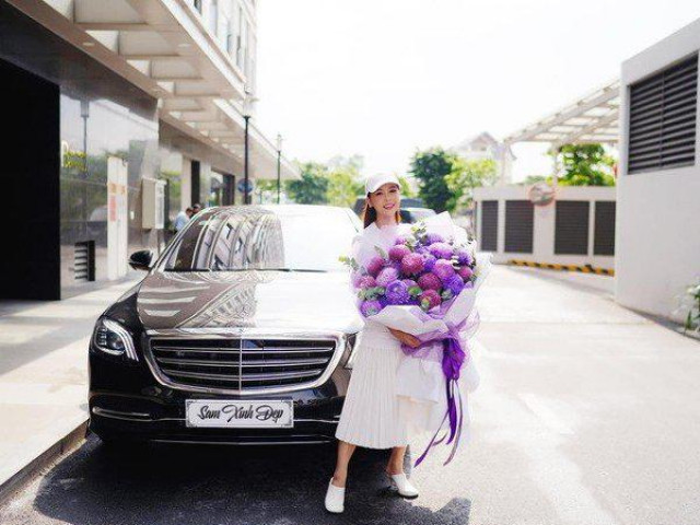 Thị trường - Tiêu dùng - Bóc giá Mercedes sang chảnh vừa được diễn viên Sam mạnh tay chi tiền tậu về