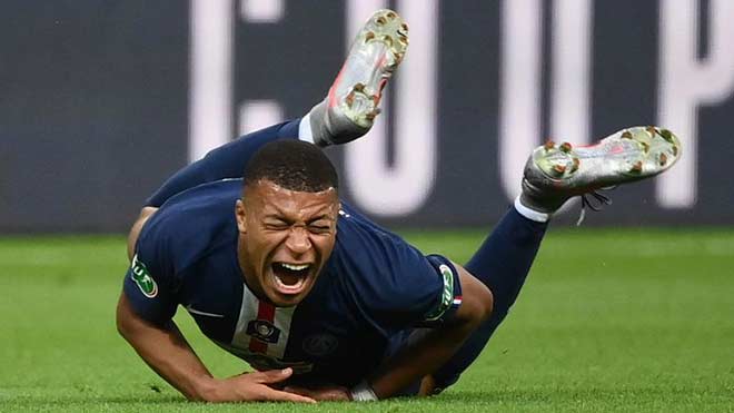 Mbappe chấn thương kinh hoàng: Vẹo mắt cá, PSG lo âu đấu Cúp C1 - 2