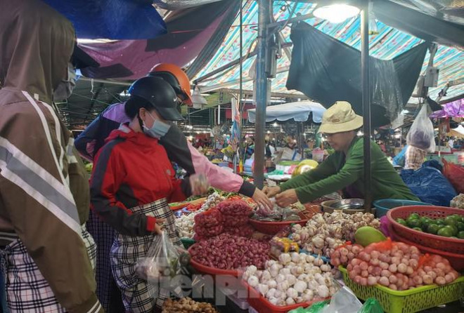 Sở Công thương TP Đà Nẵng cho hay nguồn dự trữ hàng hóa ở Đà Nẵng dồi dào, khuyến cáo người dân không cần tích trữ