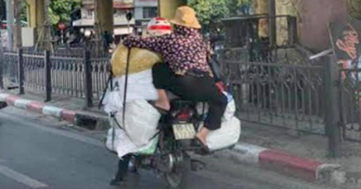 Tin tức trong ngày - Hoang mang với “người nhện” trên đường