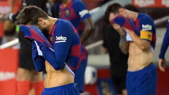 Barca mất ngôi vô địch La Liga và lo âu về lực lượng trước trận gặp Napoli