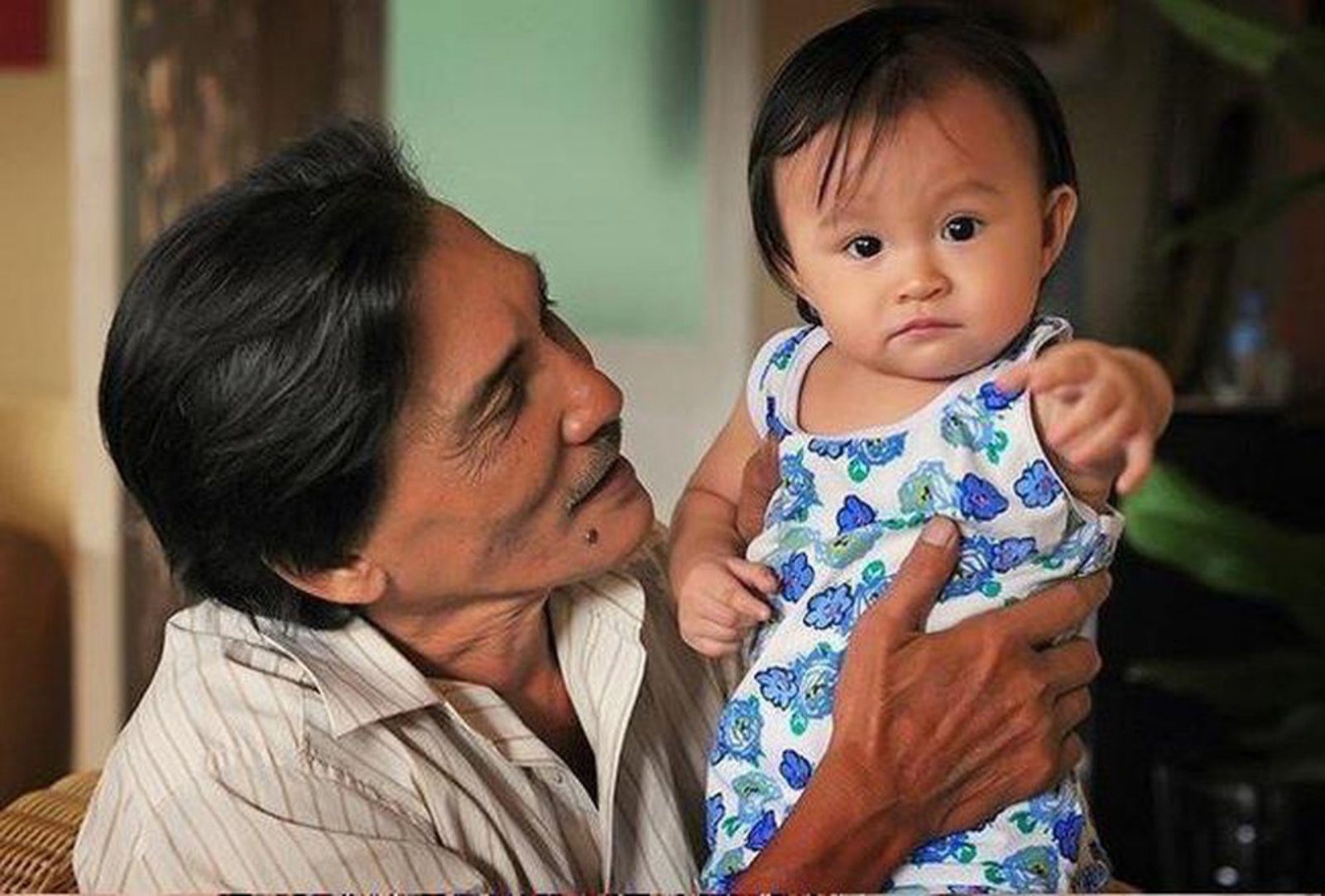 Tài tử thú nhận &#34;nếm mùi đàn bà&#34; từ năm 13 tuổi: U70 cưới vợ thứ 4 kém 32 tuổi - 12