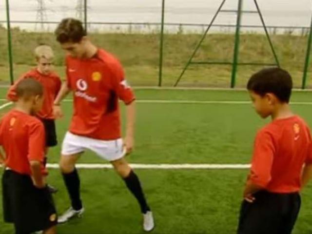 Bóng đá - Lộ clip "độc" Lingard được Cristiano Ronaldo truyền dạy "tuyệt kỹ"