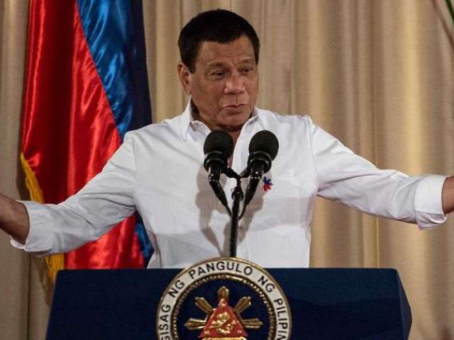 Thế giới - Tổng thống Philippines "mách" dân diệt Covid-19 trên khẩu trang theo cách chưa từng thấy