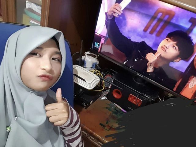 Đời sống Showbiz - Dân mạng phát cuồng vì "em gái thất lạc" của Sơn Tùng ở Indonesia