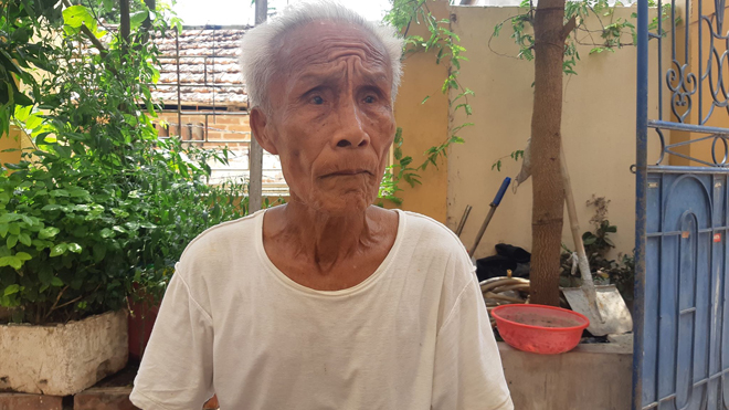 Ông Sỹ kể lại sự việc.