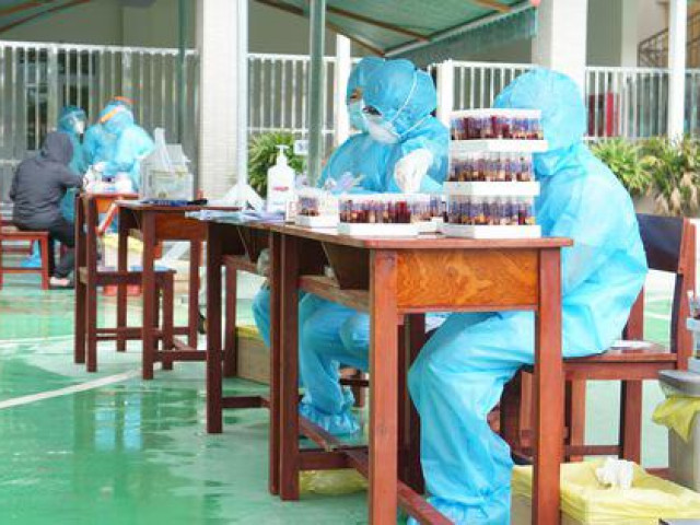 Tin tức trong ngày - Đà Nẵng công bố lịch trình 10 bệnh nhân Covid-19, di chuyển đi lại những đâu?