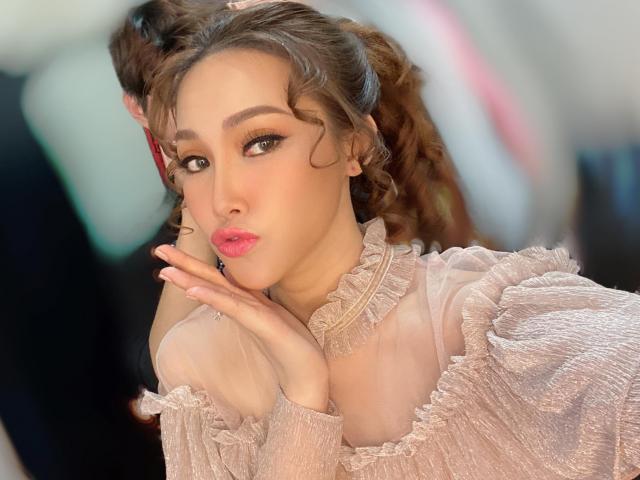 Ca nhạc - MTV - Thúy Liễu ngang ngược trong "Lan và Điệp" có giống với Bích Ly ngoài đời?