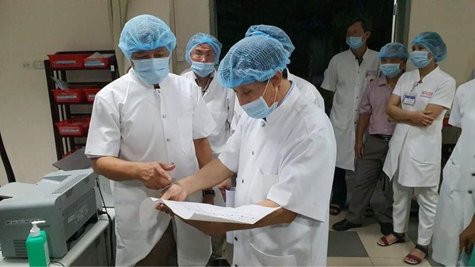 Đà Nẵng hoàn tất xây dựng bệnh viện dã chiến điều trị COVID-19 trong 4 ngày - 1
