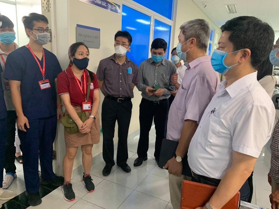 Bộ Y tế gửi công điện khẩn đề nghị 5 bệnh viện chi viện thêm chuyên gia cho Quảng Nam, Huế - 1