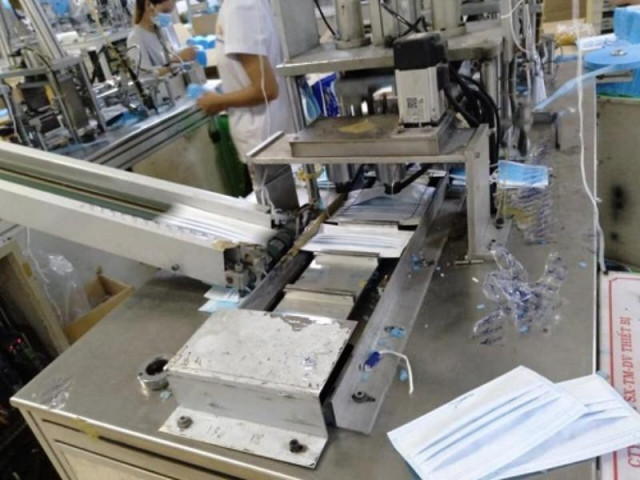 Thị trường - Tiêu dùng - Kiểm tra đột xuất nơi sản xuất, kinh doanh khẩu trang