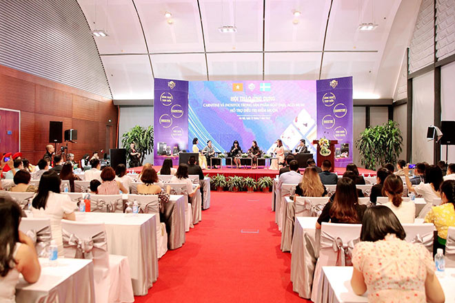 Các chuyên gia, bác sĩ, khách mời chia sẻ trong talkshow sự kiện