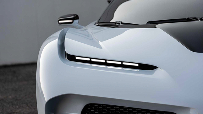 CR7 chi mạnh tay sắm siêu xe 10 triệu đô Bugatti Centodieci - 4
