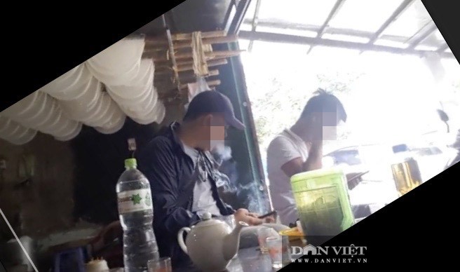 Các đối tượng ngồi "hút thả phanh" chất kích thích rồi bàn luận về việc sử dụng cần sa.