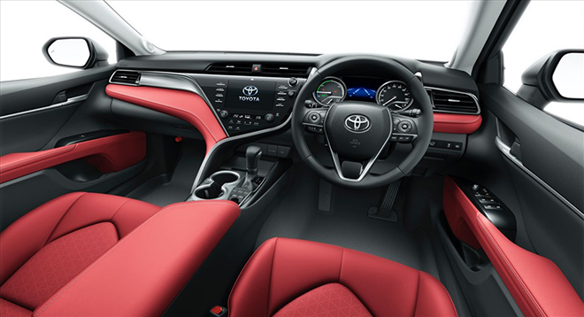 Ra mắt Toyota Camry bản đặc biệt kỉ niệm 40 năm, giá 922 triệu đồng - 4